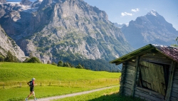 Course à pied: Les spécialistes de trail peuvent désormais s'attaquer à la traversée des Alpes suisses